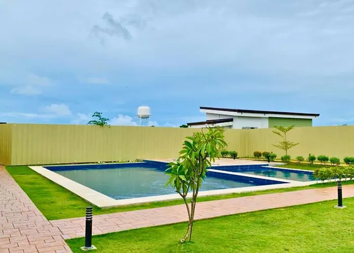 Plumera Near Airport Malls & Schools With Elevator Lapu-Lapu City