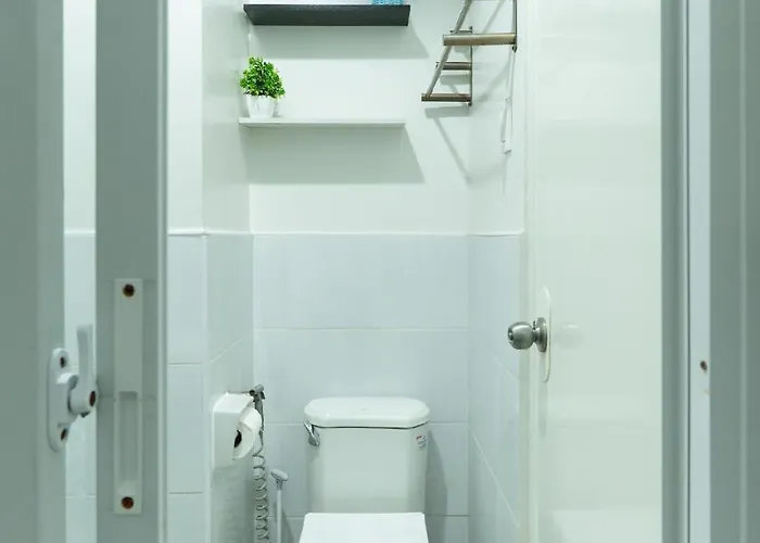 Plumera Near Airport Malls & Schools With Elevator Apartment Lapu-Lapu City